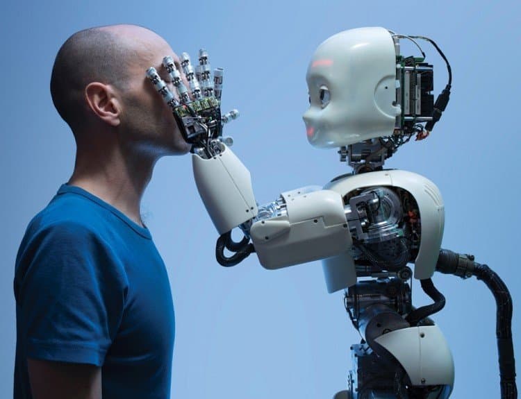 THE ROBOT RIGHTS: INTELLIGENT MACHINES TALK
