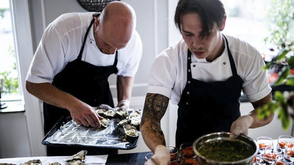 Why Mental Health and Substance Abuse are So Common in the Hospitality Industry