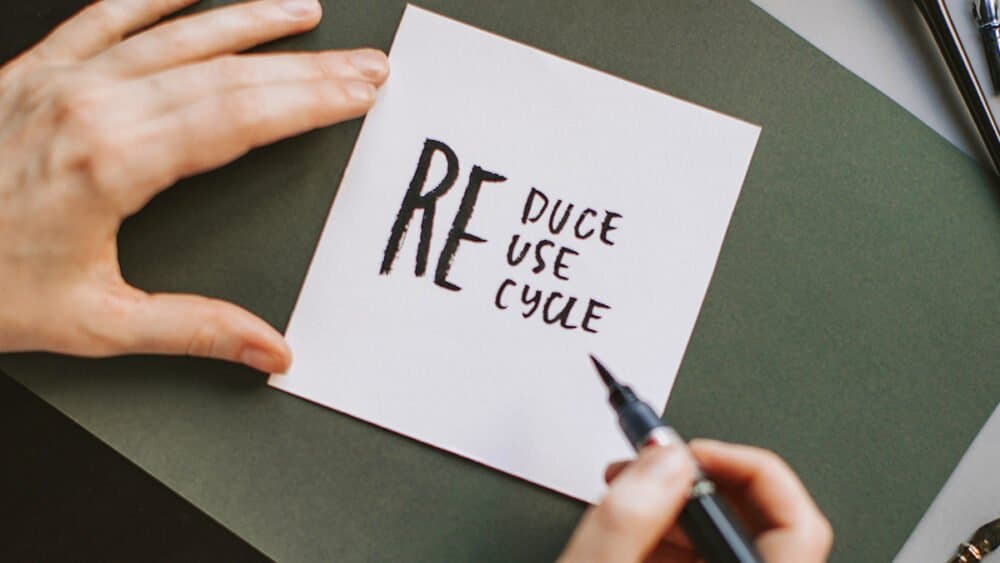 Top ways you can personally reduce your carbon footprint
