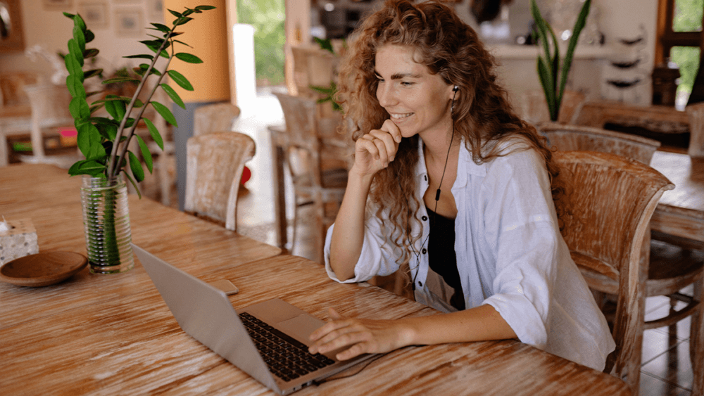 7 Podcasts to add to your day