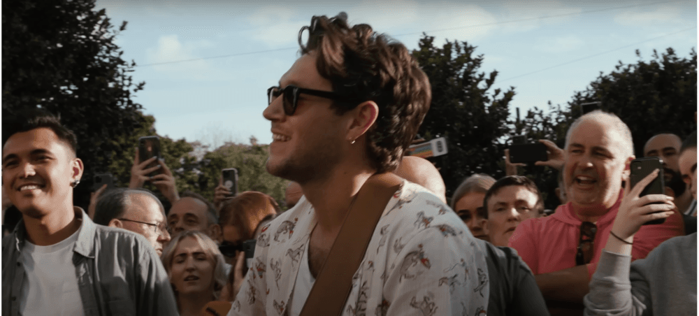 Niall Horan Busking on Grafton Street in Dublin