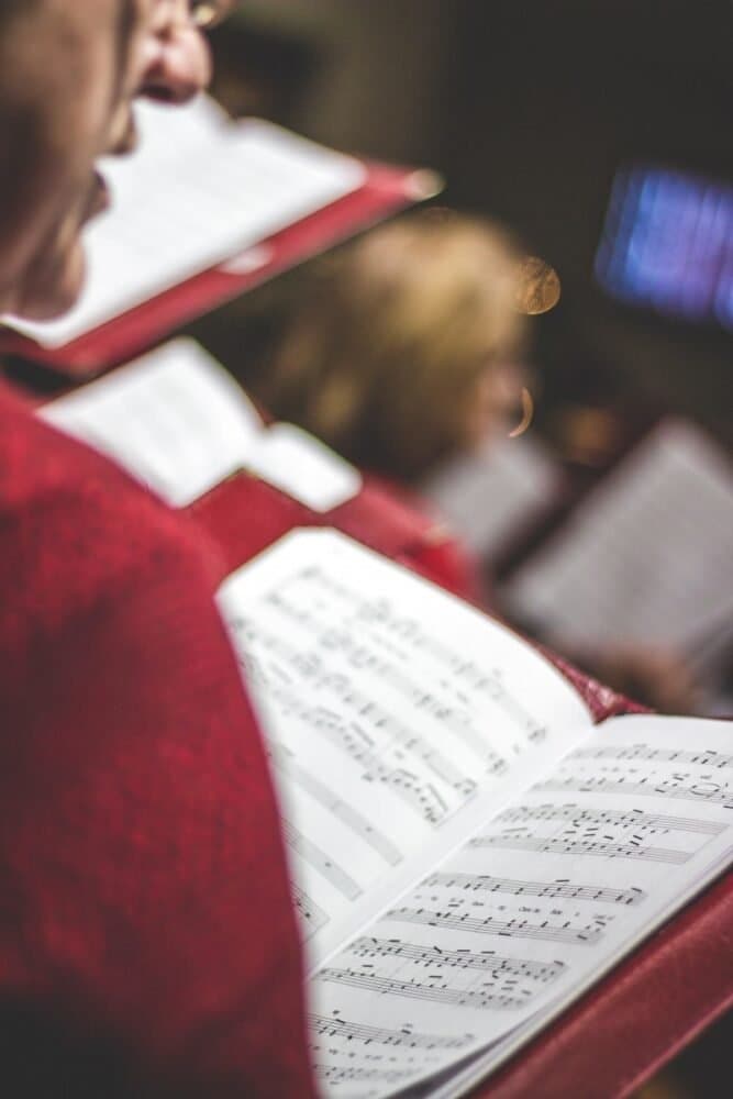 Irish Christmas songs and carols from the 17th century to today