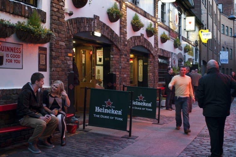 ‘Super Saturday’ – Pubs, bars and cafes open in Belfast