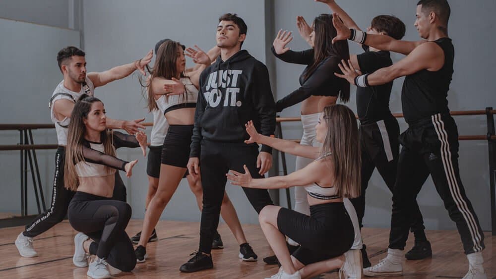 Dance workouts: sweat as you laugh at home