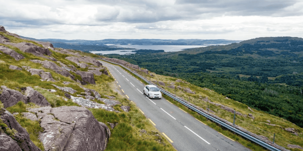 The Ultimate Guide to Renting a Car in Ireland: 6 Things to know before Exploring the Emerald Isle on Wheels